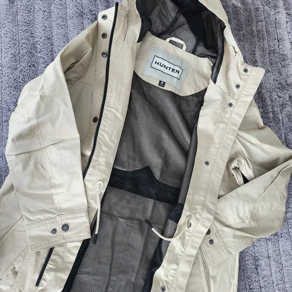 Hunter Women's Rain Jacket Tan Color - Picture 2 of 8